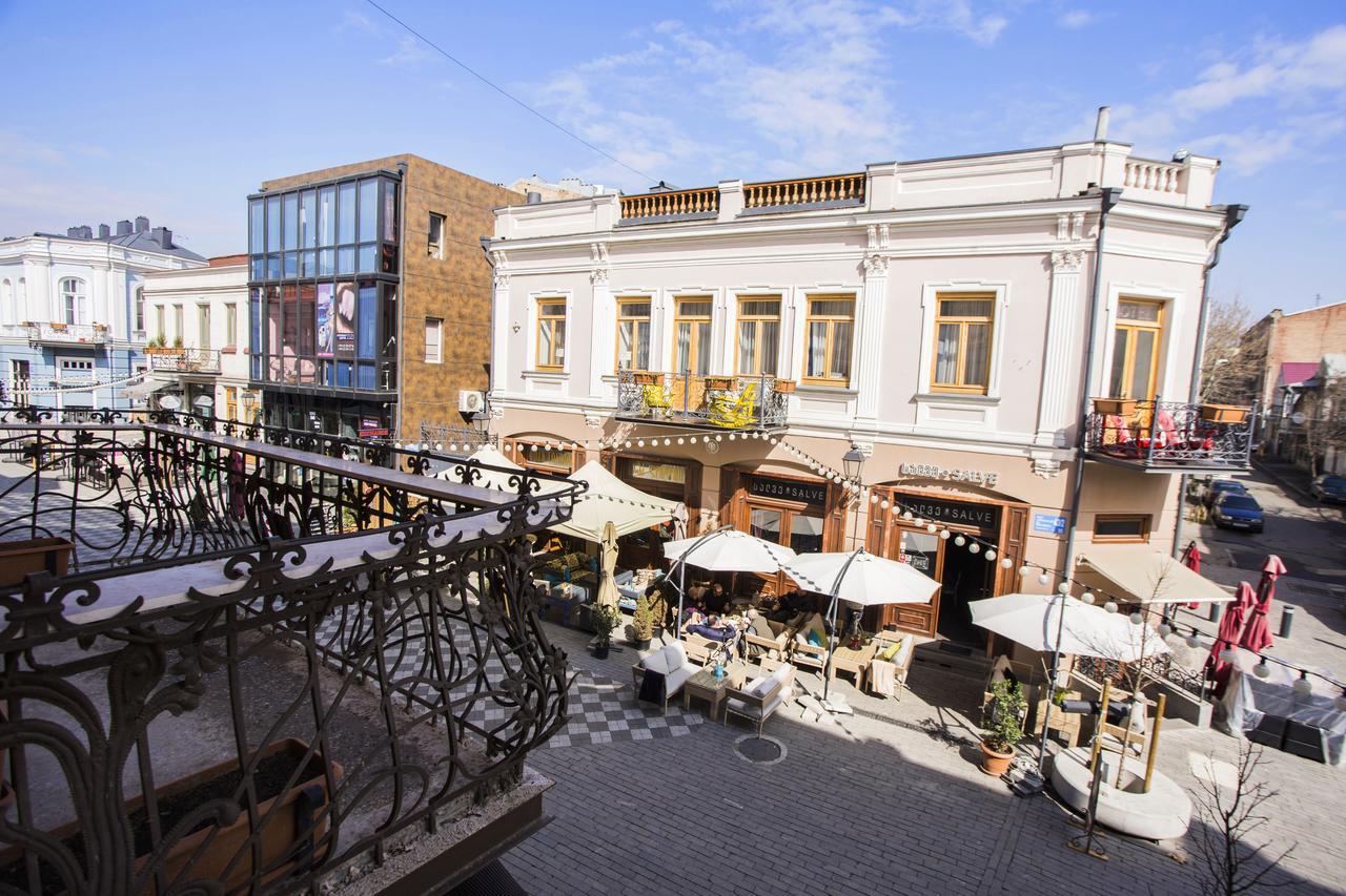Charming 2Br Apartment In Old Tbilisi - By Wehost Esterno foto