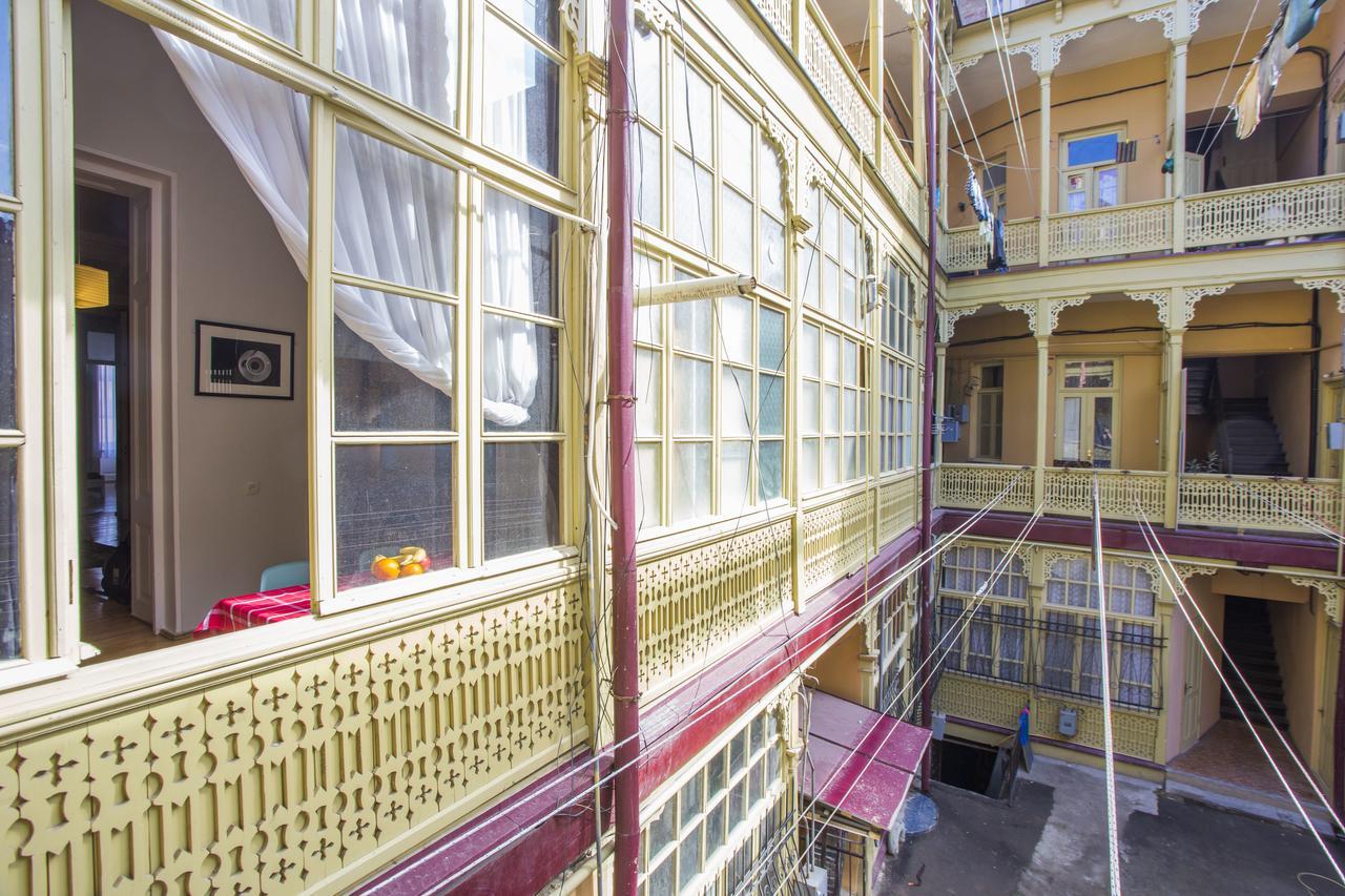 Charming 2Br Apartment In Old Tbilisi - By Wehost Esterno foto